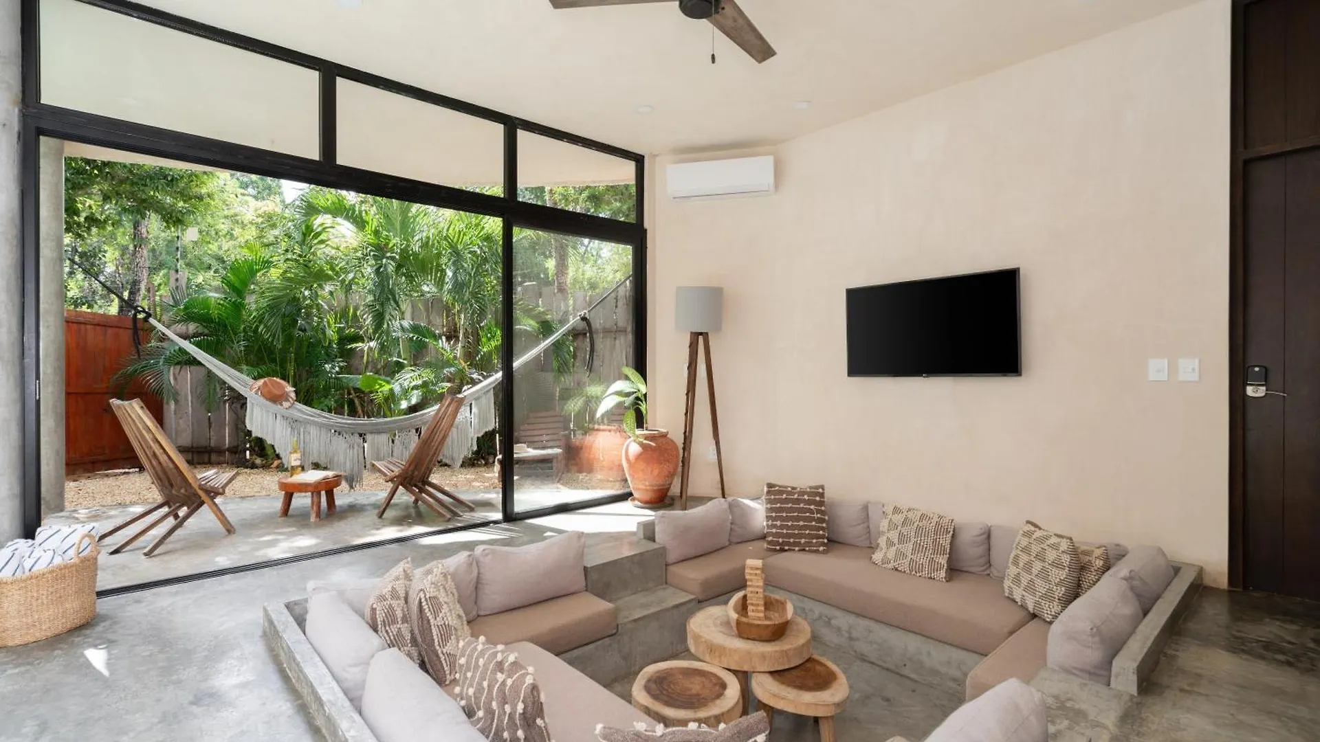 빌라 Auralis Boho Boho Villa-Priv Pool-Concierge-Bbq 3B 툴룸