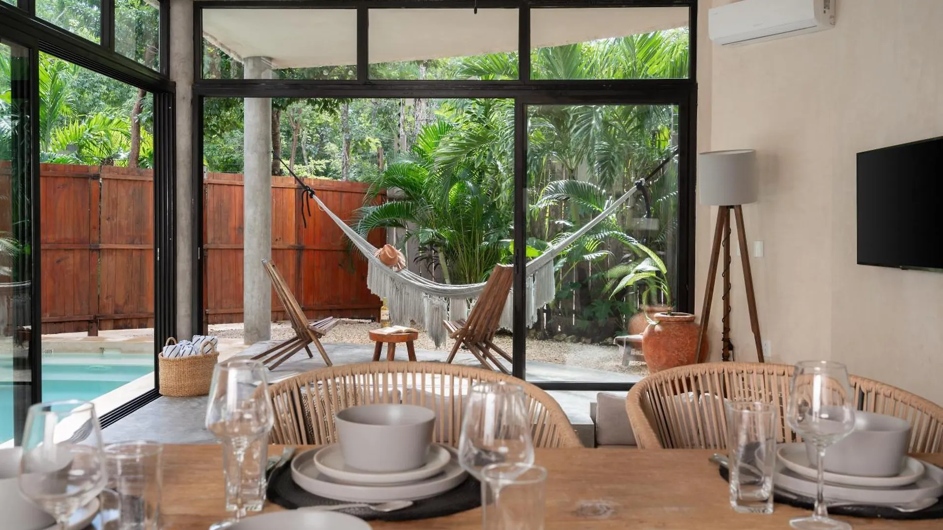 빌라 Auralis Boho Boho Villa-Priv Pool-Concierge-Bbq 3B 툴룸